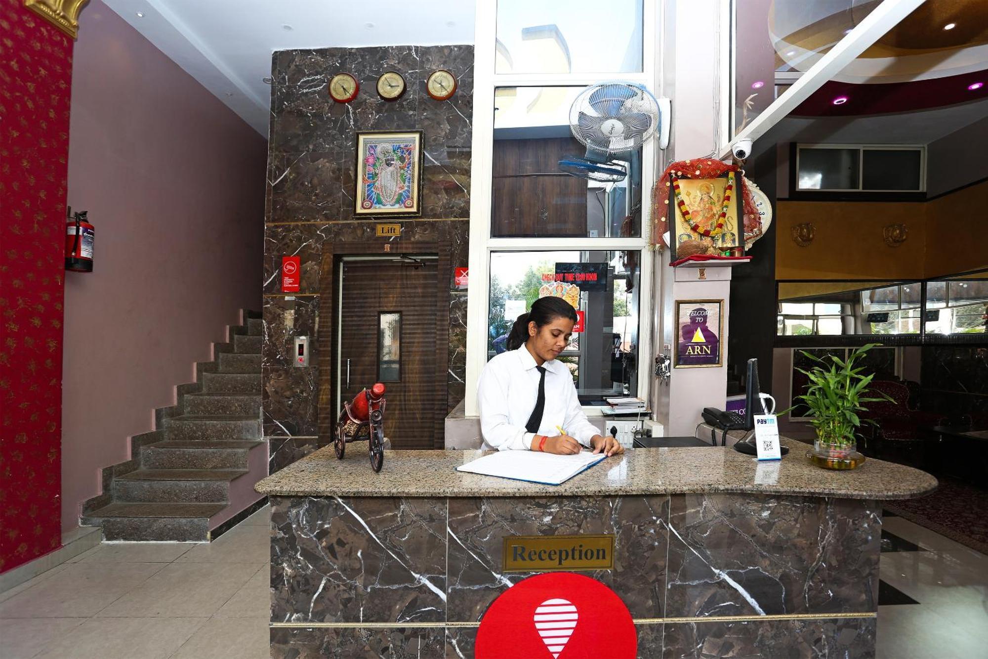 Hotel O Vaishnavi Kota  Exteriör bild