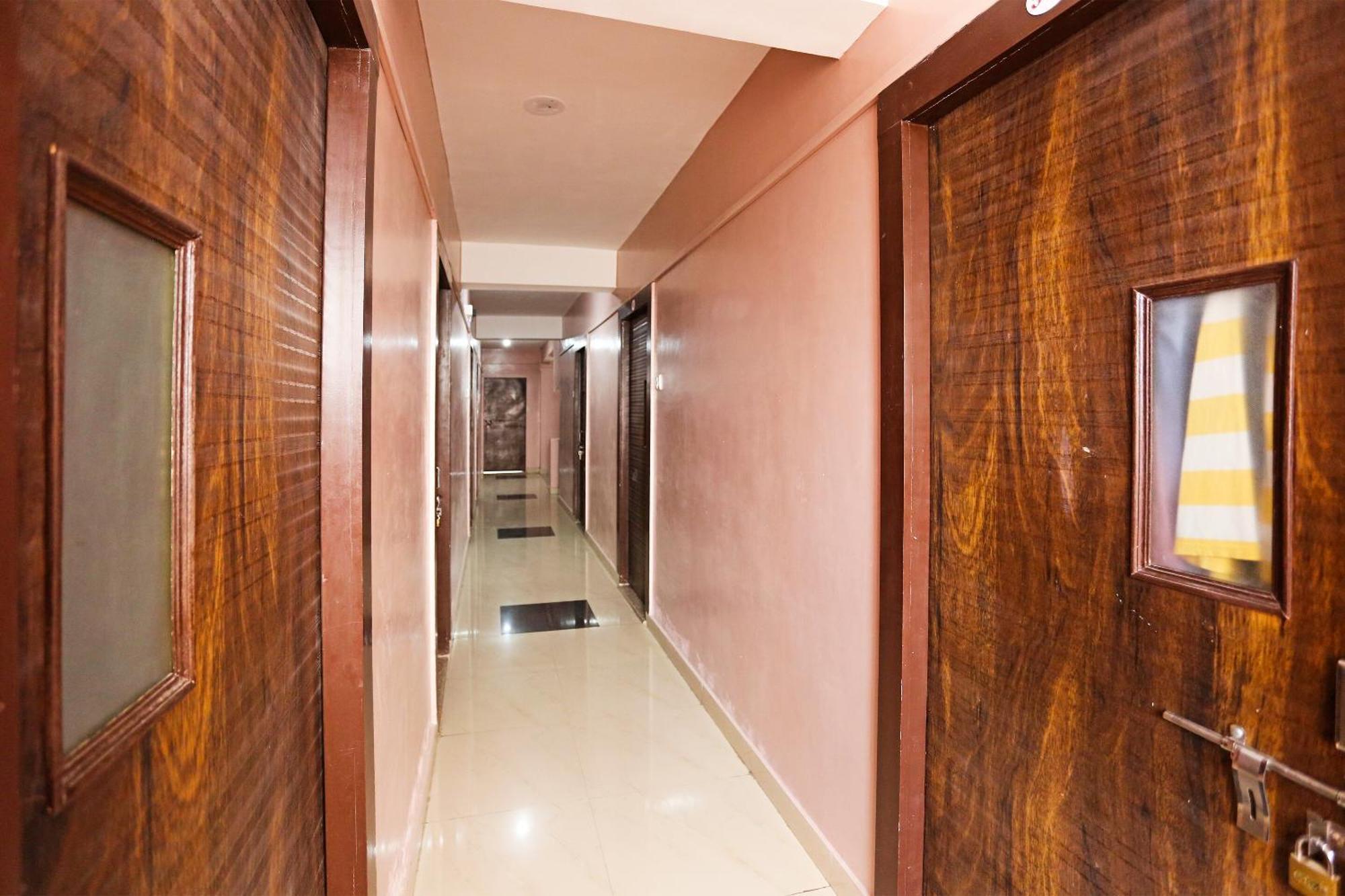 Hotel O Vaishnavi Kota  Exteriör bild